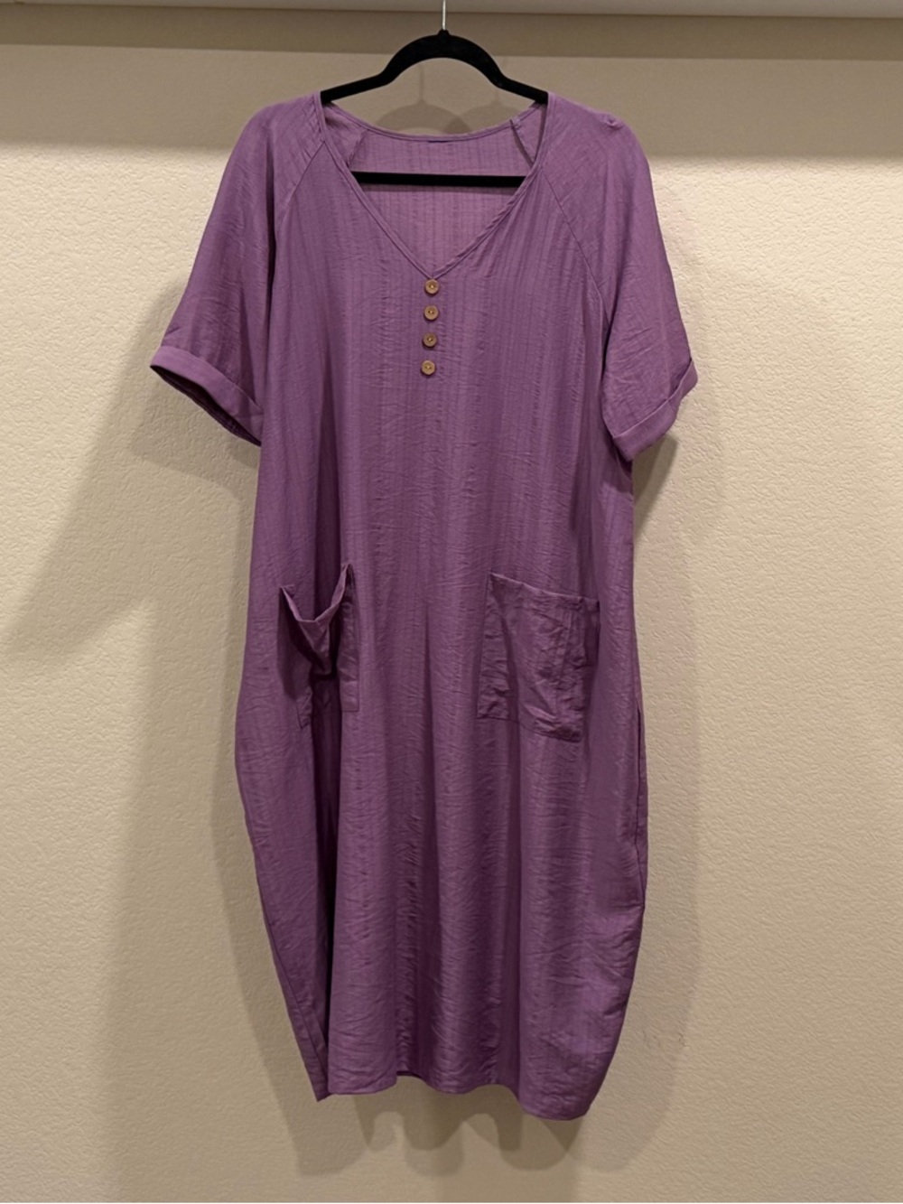 Relaxed V-Neck Midi Dress with Patch Pockets - Purple